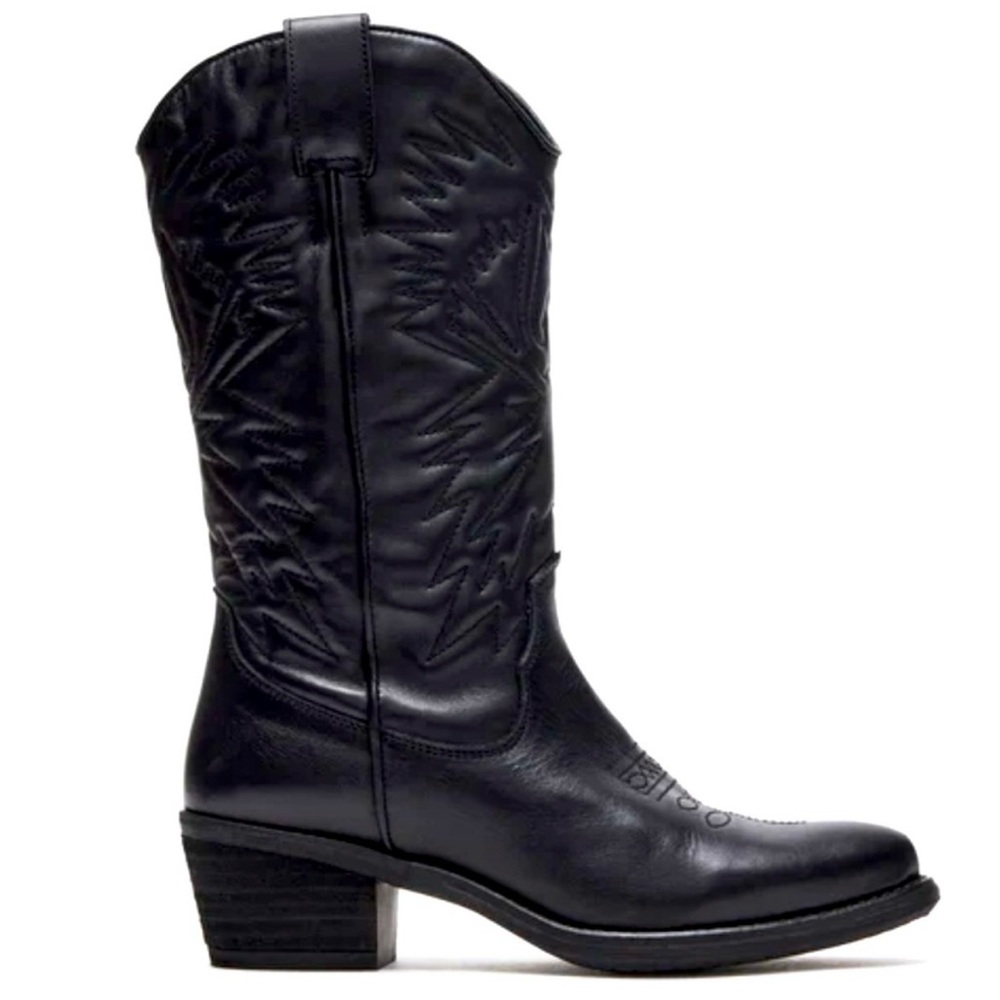 Black Leather Western Boots